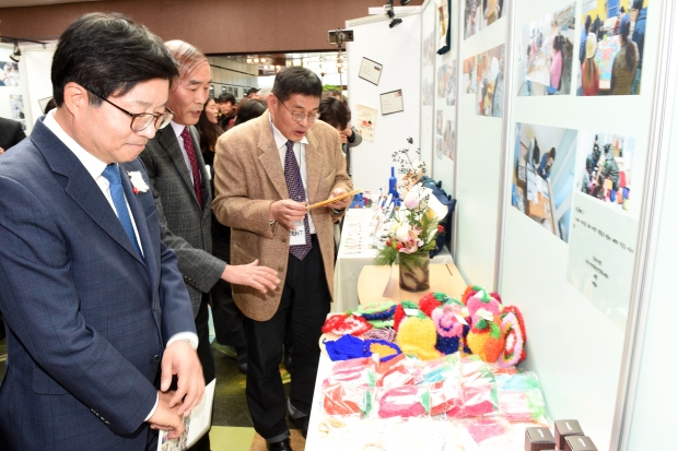 수원시정신간강복지센터·수원시정신재활시설, 30일까지 ‘도원결의 展’ 개최