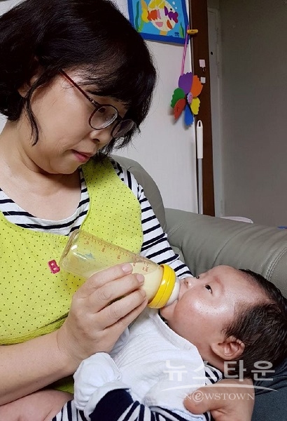 안동시, 내년도 산모.신생아 건강관리 지원사업 대상자 확대1(건강관리사 육아활동)