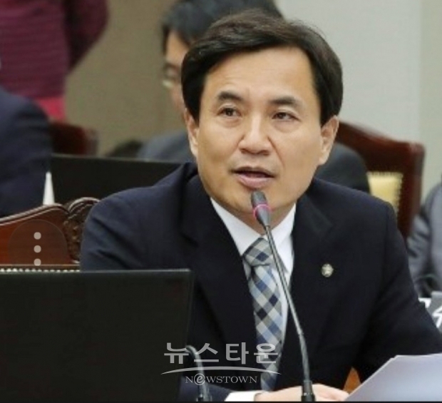 자유한국당 김진태 (춘천) 국회의원