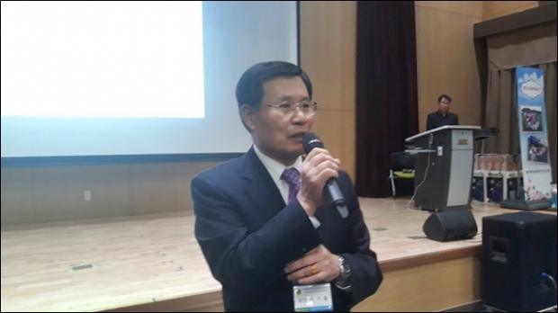 이기홍회장의 인사모습