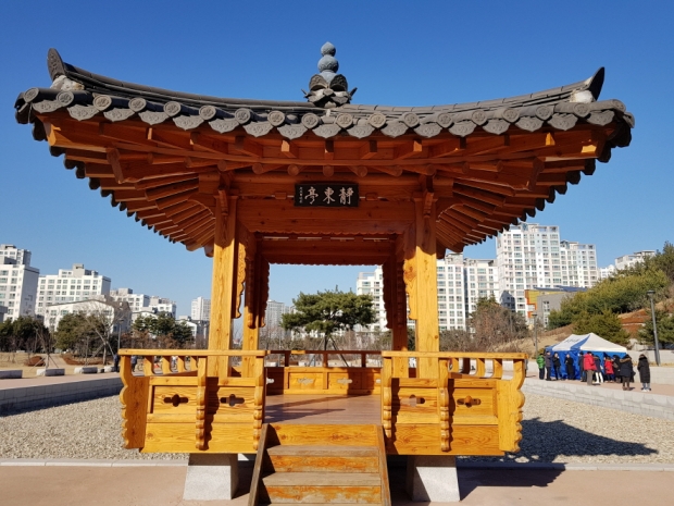 정동정 전경