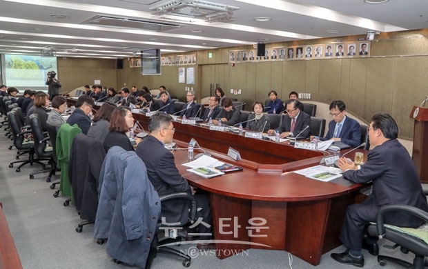 당진시가 지난 1월 7일 착수보고회를 갖고 총괄계획가 제도를 본격 도입해 당진만의 차별화된 공공건축물을 담아낸다.