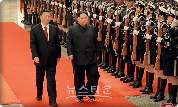 미국의 헤리 J 카지아니스 국익센터장(Director of Defense Studies at the Centre for the National Interest)은 로이터통신과의 인터뷰에서 “김정은 위원장은 트럼프 행정부에 미국과 한국이 제공할 수 있는 것 외에 외교 및 경제적 선택권이 있음을 일깨워 주고자하는 것”이라고 말했다.