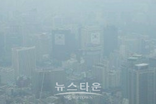 서울 도심속 미세먼지