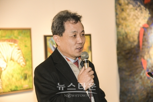 미술세계와 함께하는 아트투어 황기인 작가 사진전 & 케냐의 추억展(김한정 기자)
