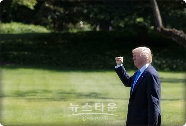 멕시코 국경의 장벽 건설비를 놓고 트럼프 대통령과 민주당 간의 갈등으로 예산안이 통과되지 못해 정부기관 일부가 문을 닫고 있다. 정부기관 폐쇄는 18일로 28일째가 되어 사상 최장을 갱신하고 있다.