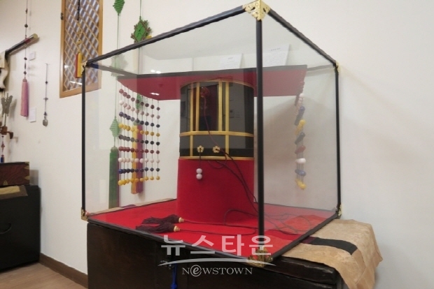 제42회 아트코리아방송 저널리즘 비평 및 토크쇼