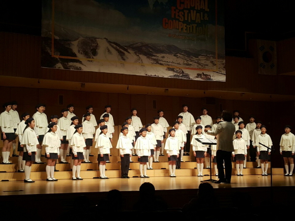 군포시립소년소녀합창단 세계합창대회 공연