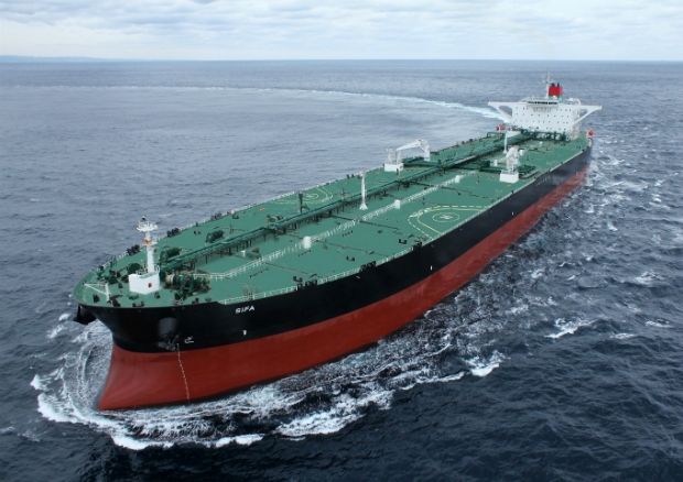 현대중공업이 건조한 초대형 원유운반선(VLCC)의 시운전 모습