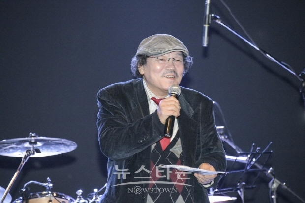7080 그룹사운드 ‘블루진 고고’ 두 번째 이야기(김한정 기자)