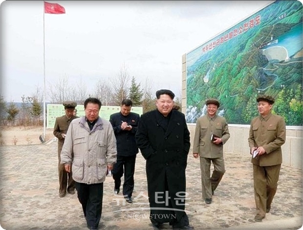 북한에서는 이런 강제동원노동자 없이 그렇게 대규모 프로젝트를 북한이 완성할 수 있다고 보기는 어렵다. 그렇다고 해서 필요한 노동력을 완전히 확보할 방법도 없다. 그래서 그들은 국영 미디어를 통해 더 많은 사람을 동원하려고 획책하고 있다. 획책을 하면 할수록 강제노동현장에서의 이탈자는 더욱 더 늘어날 것이 분명해 보인다.