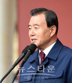 홍문표 국회의원(자유한국당, 예산홍성)