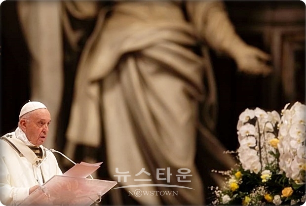 2019년 부활 대축일에도 과거에 호소하거나 촉구했던 같은 일들에 대해 언급하면서 이번에도  교황은 “군비 경쟁과 무기류 확산의 종식”을 촉구했다.