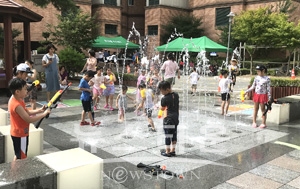 아파트 공동체 어울림 사업 - 코아루아파트 분수대 물놀이