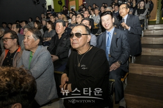 ‘훈이와 슈퍼스타, 오라리오 김훈’ 가수 인사아트홀에서 공연(김한정 기자)