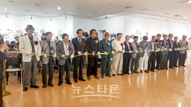 2019 한국신맥회 ‘淸風부채’전(김한정 기자)