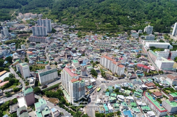 마산합포구 문화동 일대 재개발 사업이 공공지원민간임대주택 연계형 정비사업에 선정돼 국투부의 지원을 받게 됐다(사진-창원시)