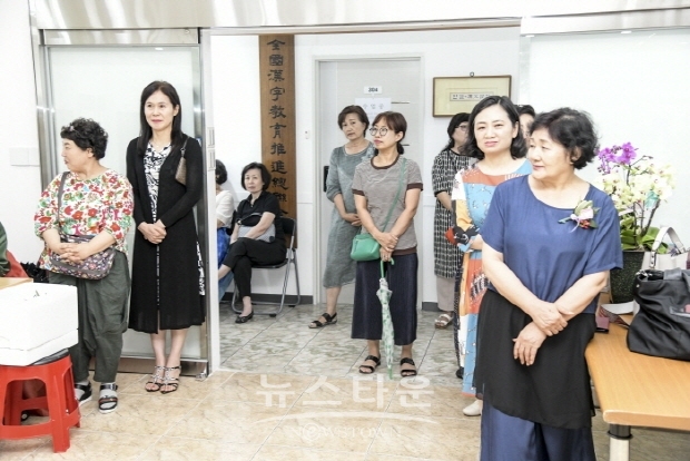 제6회 김재춘 민화연구소 회원전(김한정 기자)