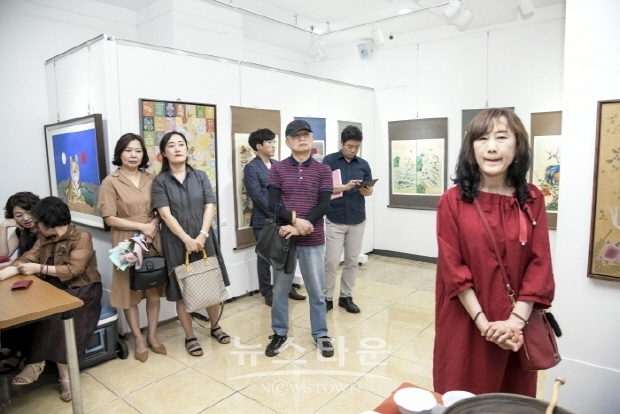 제6회 김재춘 민화연구소 회원전(김한정 기자)
