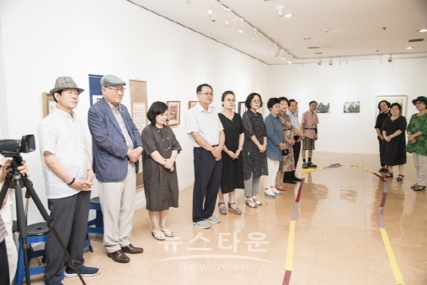 아카데미미술협회 제3회 여성작가회원전