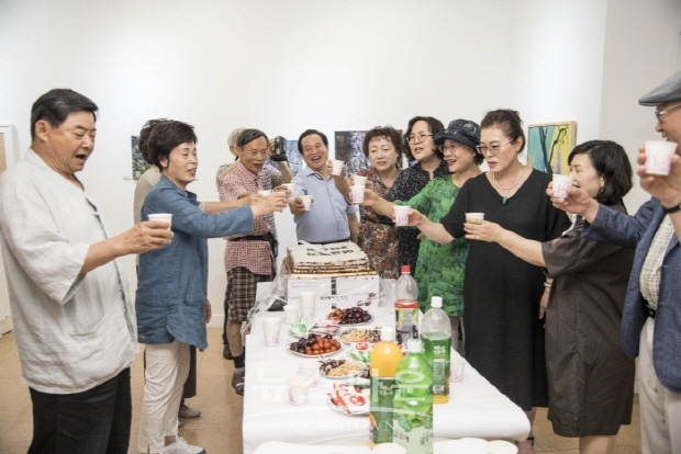 아카데미미술협회 제3회 여성작가회원전