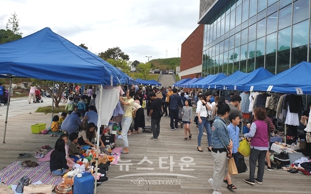 하누리 장터(아나바다·로컬푸드 직거래 장터)