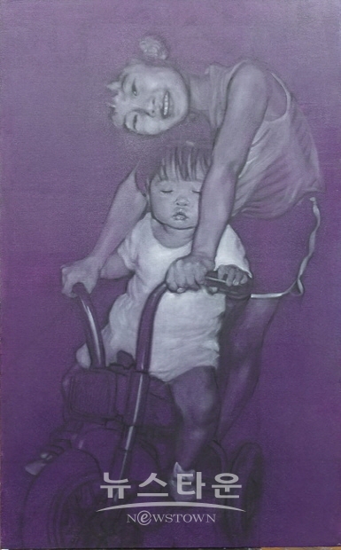 서양화가 손미량, 가족사랑 그림으로 전하는 “추억의 앨범-가족사진” 개인전 개최(김한정 기자)