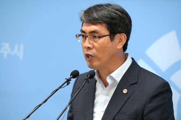 최덕근 과장