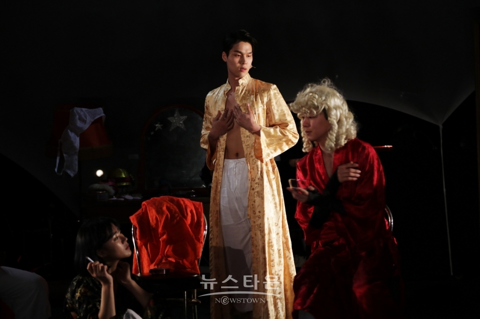 13 Fruitcakes 이기현 공연 사진