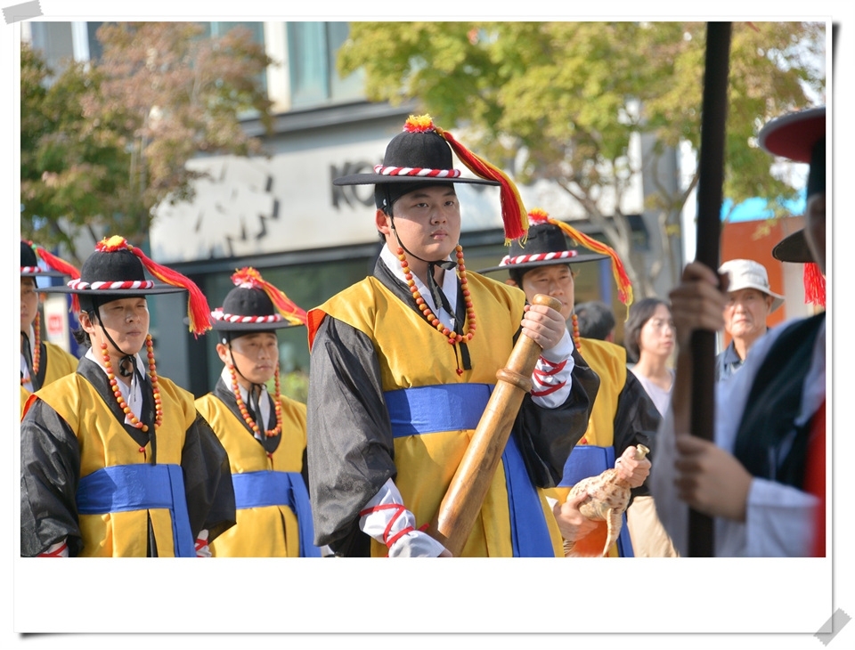 가을 여행주간 강원감영 취고수악대 수문병 교대식, 화관무,