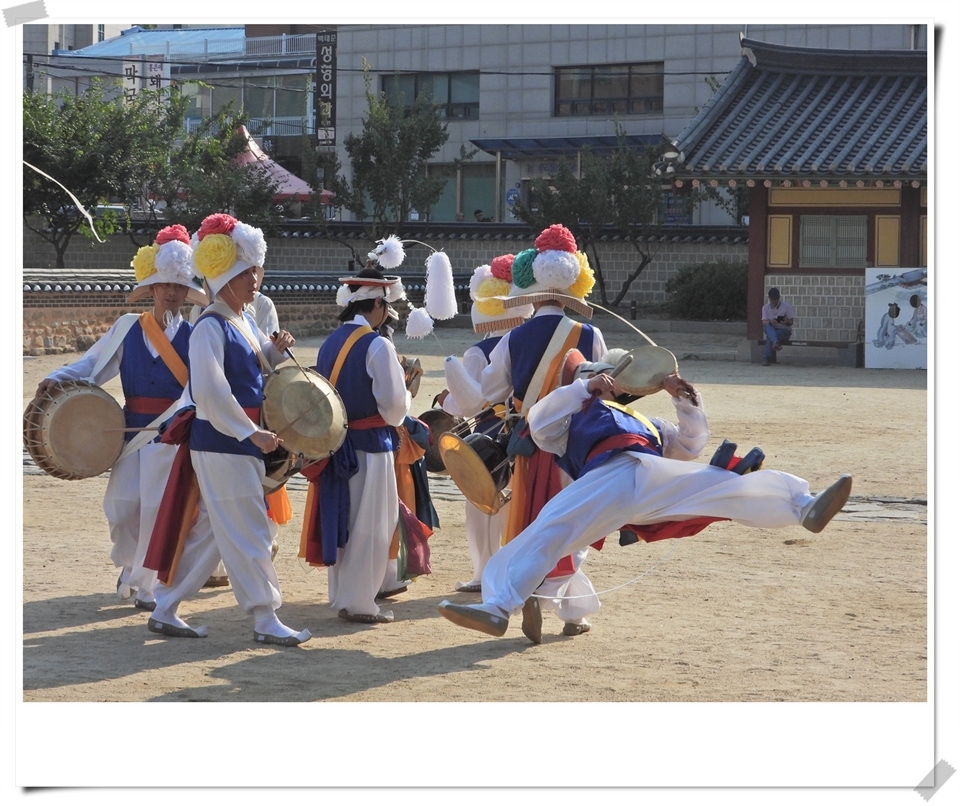 가을 여행주간 강원감영 취고수악대 수문병 교대식, 화관무,