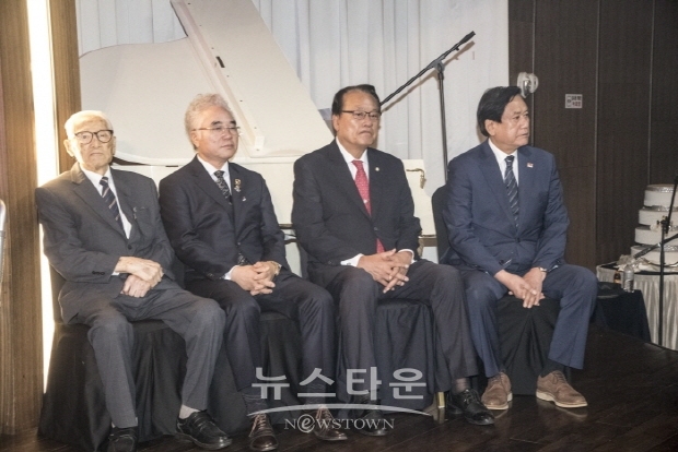 제13회 세계한인의 날 기념 순국선열, 애국지사 후손 대상 시상식(김한정 기자)