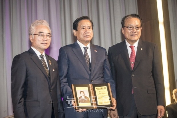 제13회 세계한인의 날 기념 순국선열, 애국지사 후손 대상 시상식(김한정 기자)