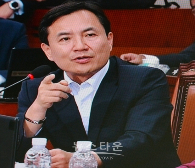 자유한국당 김진태 국회의원(강원도,춘천)