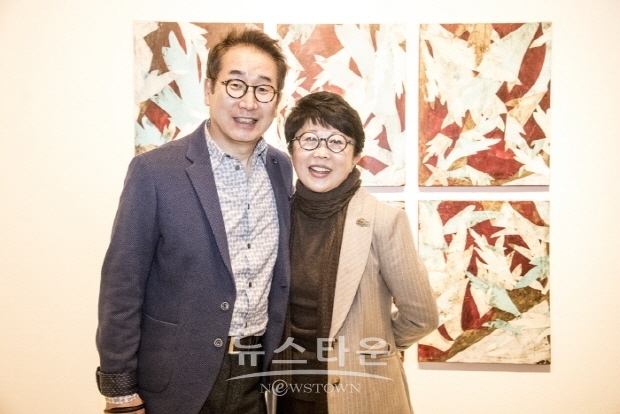 피에르 마리 브리쏭(Pierre-Marie Brisson), 희망의 망고나무(대표이사 이광희)에 작품 기증(김한정 기자)