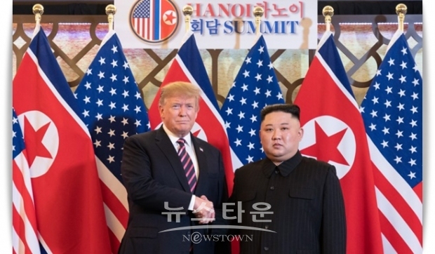 ‘김정은은 영리하다“는 트럼프 대통령의 발언처럼, 미래를 향해 좋은 길로 가는 영리함이 절실하게 요구되는 시점이 바로 연말 시점이라는 사실을 김정은은 명심해야 할 것이다. 중국과 러시아의 뒷배도 언제까지나 그리 튼튼한 것은 되지 못할 것이다.