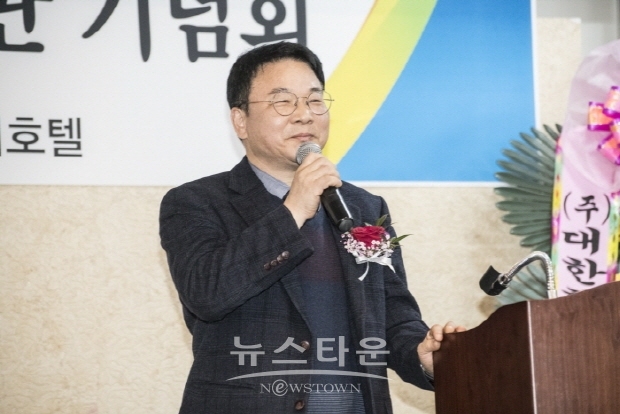 2019 문학고을 시, 동시, 수필부문 작가, 하반기 등단식(김한정 기자)