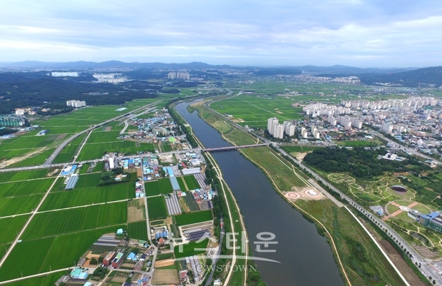 아산 곡교천