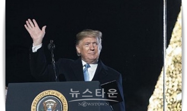 트럼프 대통령 탄핵소추안은 ‘상원’으로 넘겨져 탄핵재판이 진행되며, 미국에서는 대통령이 하원에서 탄핵되더라도 상원 탄핵재판이 진행되는 동안 직무가 정지되지 않는다. 상원은 내년 1월초부터 탄핵재판을 진행할 예정이다. / 사진 : 미 백악관