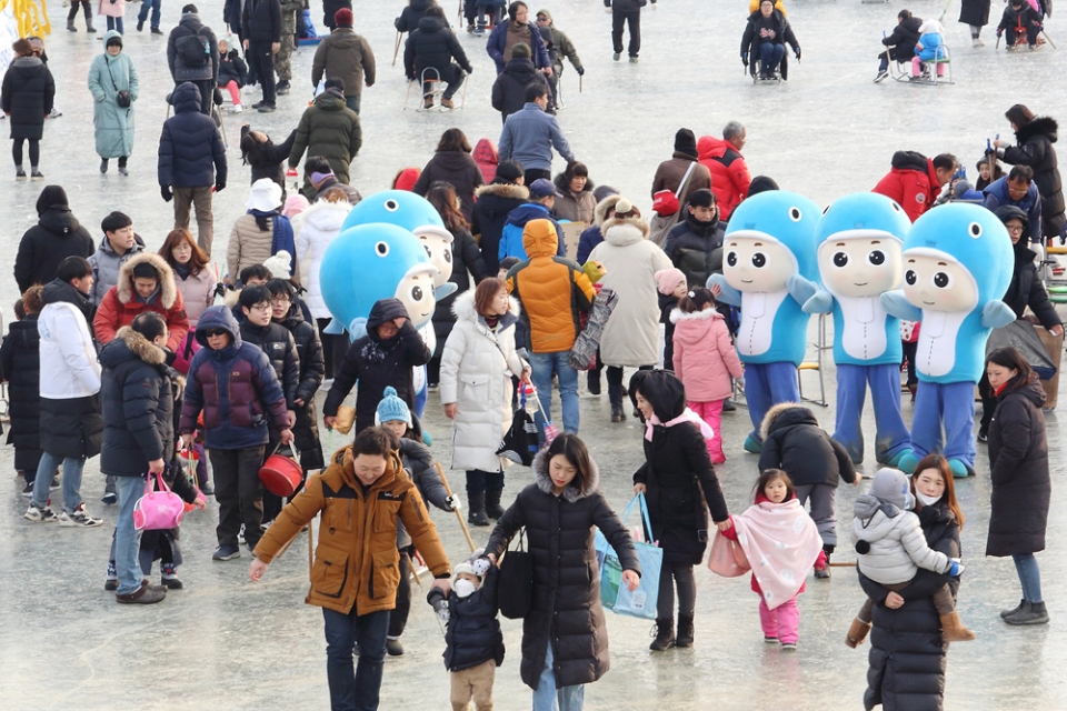 지난해 빙어축제장 풍경