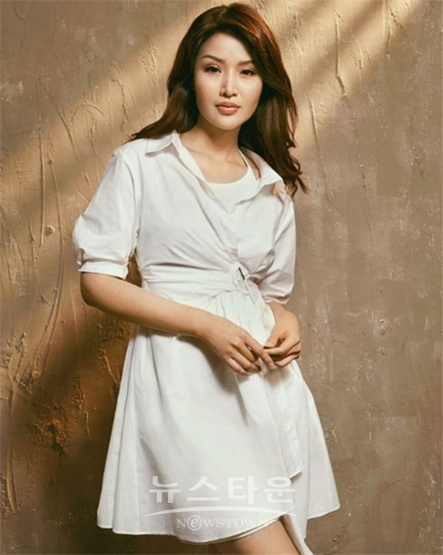 말레이시아 인플루언서 ‘수원치’(Soo Wincci), 2020년 4월 제주도 ‘슈퍼탤런트 크리에이터 어워즈’에 참가 / 고득용기자 ⓒ뉴스타운