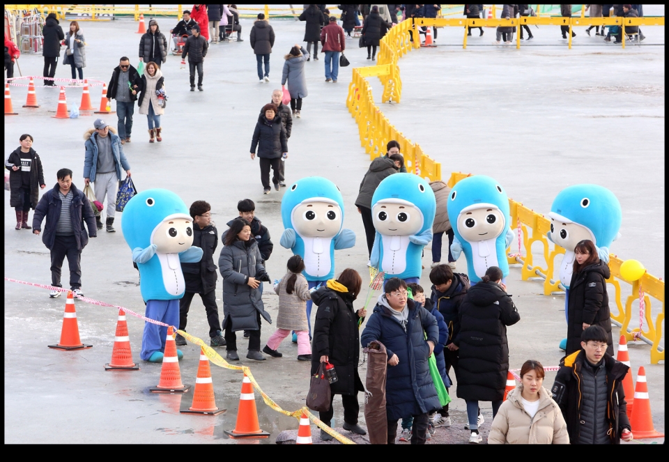 인제빙어축제 행사장풍경