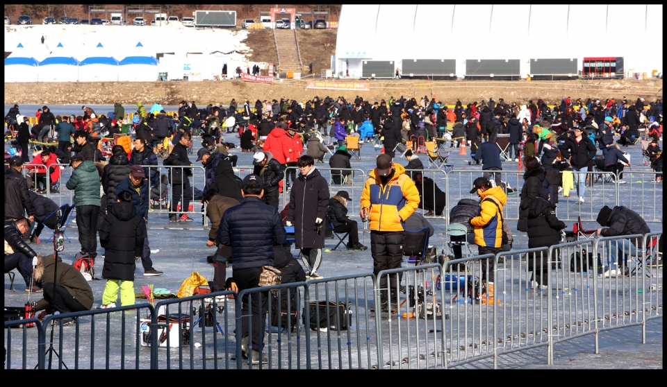 인제빙어축제 행사장풍경