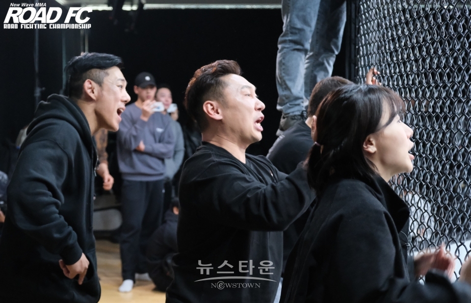 이재선 감독, 이승윤, 이수연 / 고득용기자 ⓒ뉴스타운