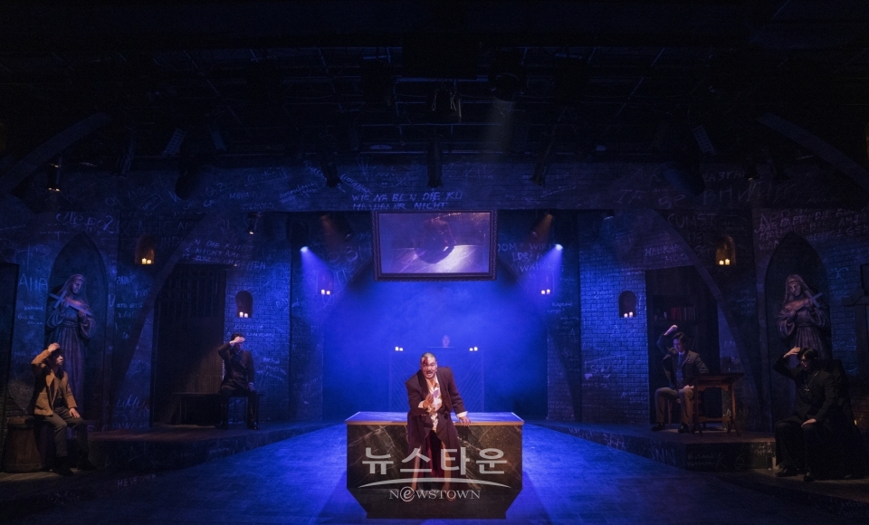 뮤지컬 ‘브라더스 까라마조프’ 프리뷰 공연 성료! 몰입감 있는 무대로 본 공연 기대감 수직 상승! / 고득용기자 ⓒ뉴스타운