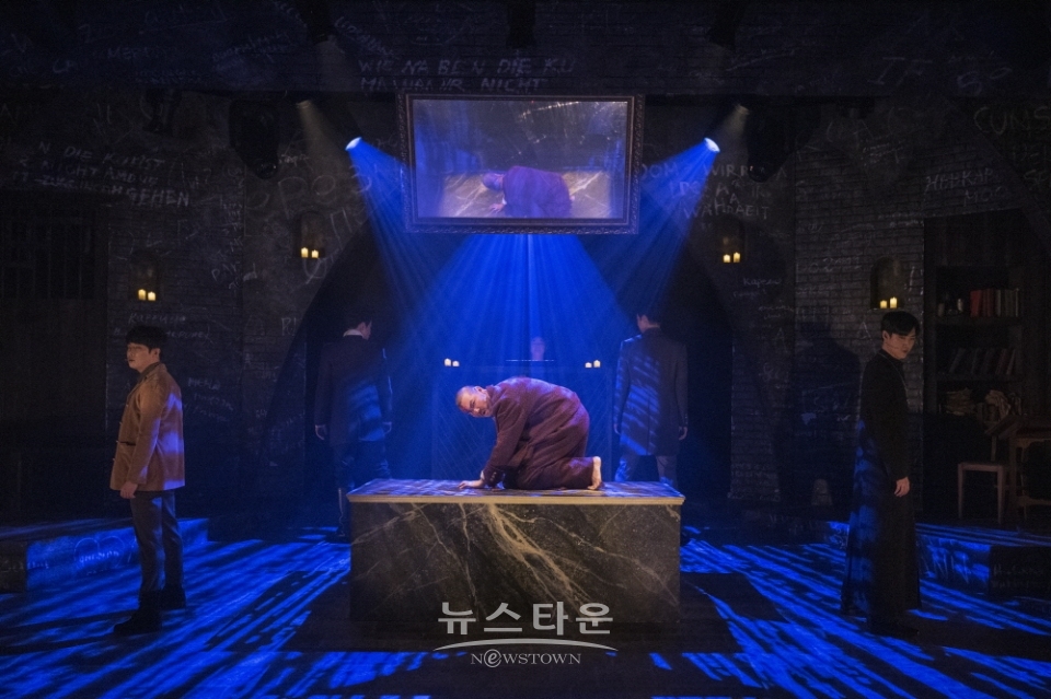 뮤지컬 브라더스 까라마조프 공연사진_심재현 이형훈 안재영 김준영 박준휘_제공 과수원뮤지컬컴퍼니 / 고득용기자 ⓒ뉴스타운