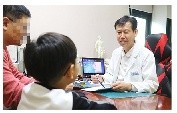 사진: 브레인리더한의원 부천부평점 김범경 원장