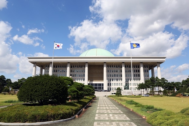 국회직 8급 코로나19 (사진: 국회)