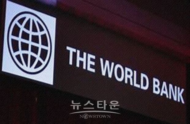 한편 2021년에는 급속한 회복을 기대할 수 있어, 5.6~6.1%의 성장률이 전망된다고 밝혔다. 단, 경기회복은 바이러스 감염 방지를 위해서 도입되고 있는 조치가 해제되는 시기, 상품 시장 상황의 개선, 유로권의 경기회복 속도에 좌우된다는 견해를 나타냈다.