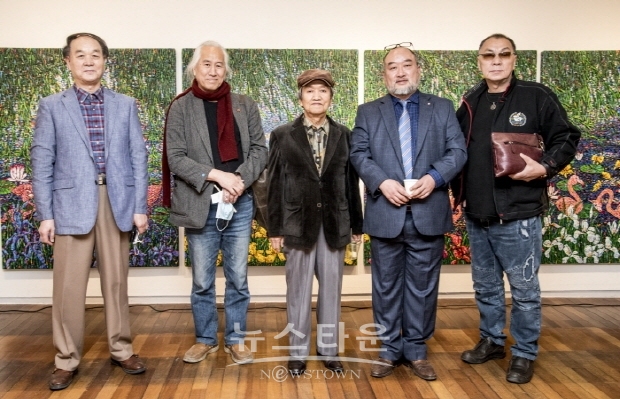 제56회 서양화가 김용모 개인전 ‘또 다른 시작’(김한정 기자)